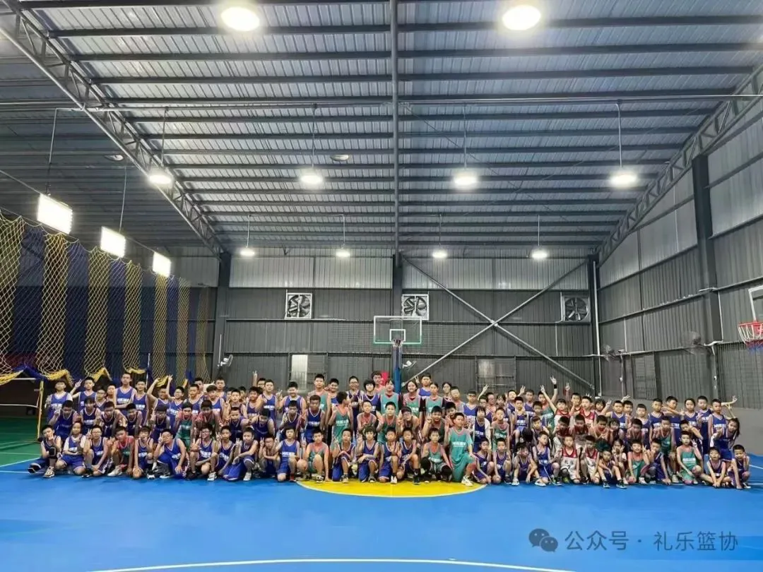 适合不同年龄段篮球爱好者的体能训练方案_1
